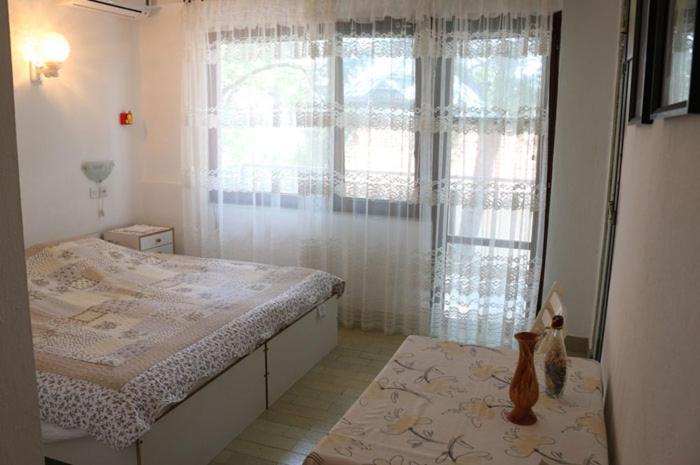 Apartmani Diego Sveta Nedelja  Dış mekan fotoğraf